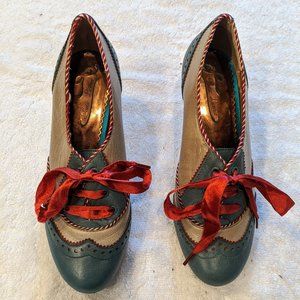 Poetic License Shoeful of Sugar Heel